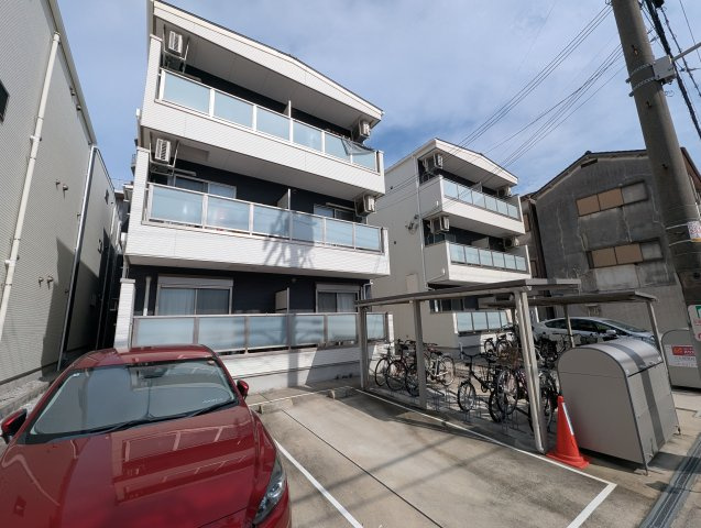 FaseciaEmilの外観