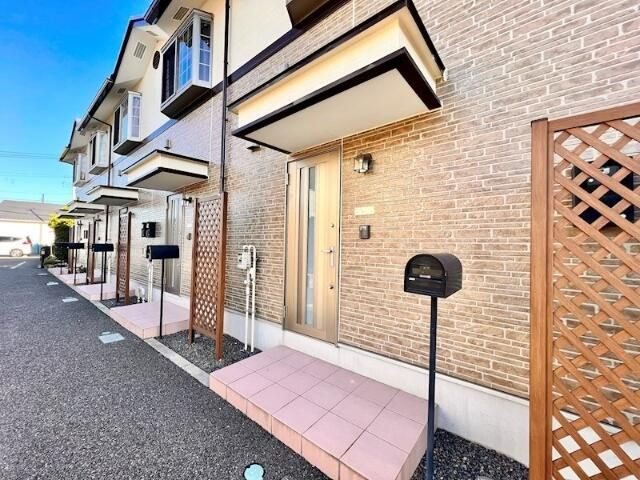 ＰＥＴＩＴ　ＥＴＯＩＬＥ　Ａのエントランス