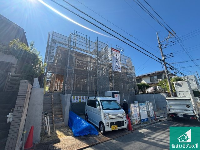 堺市南区赤坂台　第9期　新築一戸建ての外観|周辺は落ち着いた街並みの住宅地！子育てがしやすい住環境です！まだ未完成ですが、現地でしかわからない事もございます。是非一度ご覧ください。