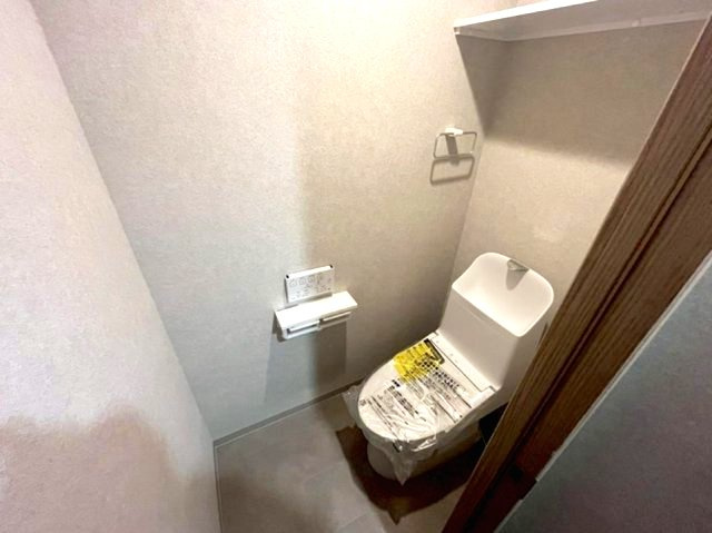 朝日プラザ六甲Ⅱのトイレ|2026年1月　トイレ新調
ウォシュレット付き