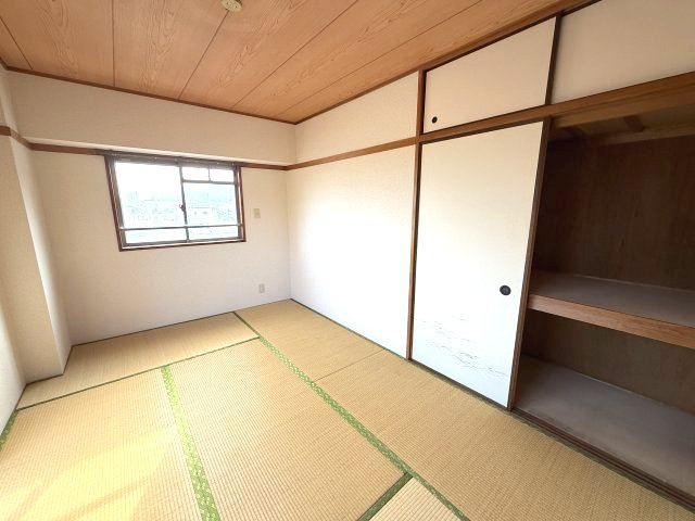 インテリアハシモトビルの和室