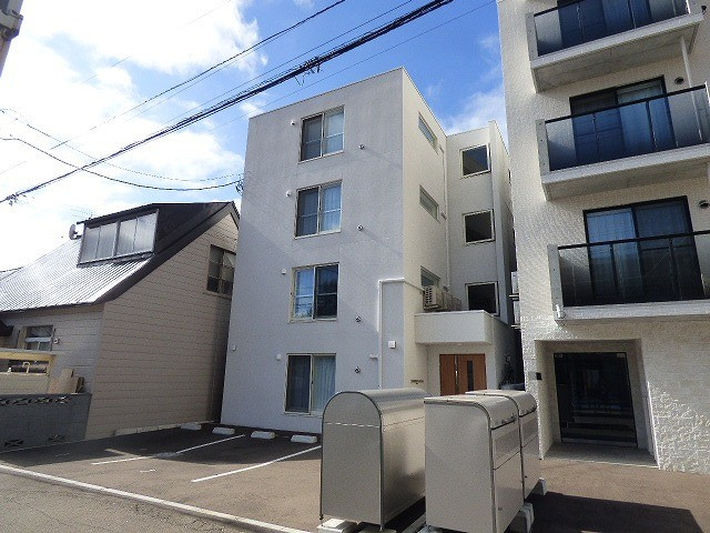 札幌市中央区南十五条西７丁目の賃貸マンション