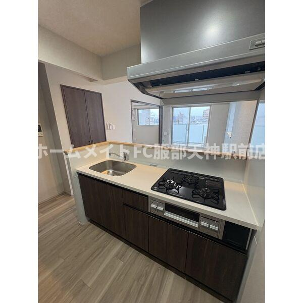 スプランディッド新大阪EASTのキッチン