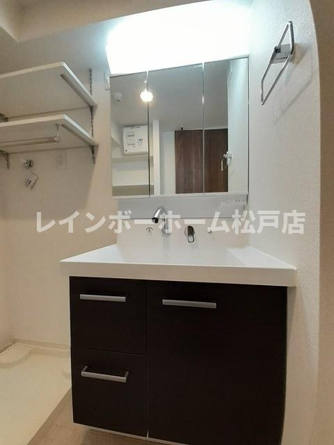 【非対面対応】接客・申込・契約オンライン！LINE×相談可！の洗面所|広い洗面スペース