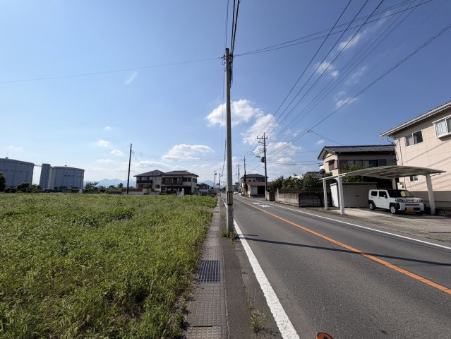 【土地】高崎市正観寺町　約81坪の前面道路含む現地写真