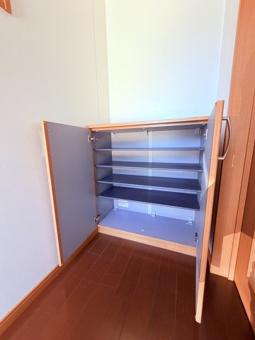 サンマリノ本町の収納