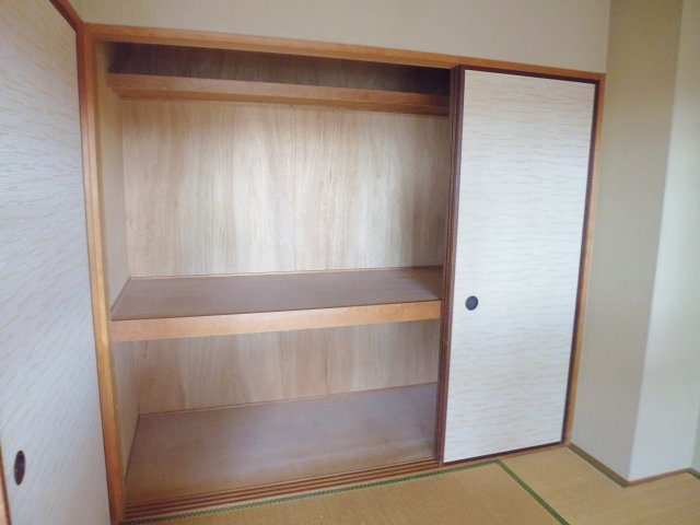 シャンポール西藤江Ⅱの収納