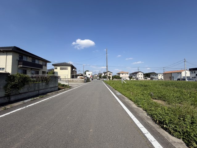 【土地】高崎市正観寺町　約106坪の前面道路含む現地写真