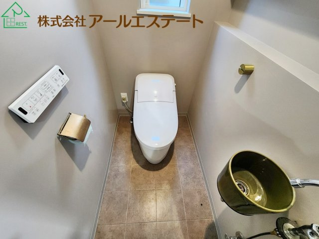 加古川市米田町平津　　　JR「宝殿駅」徒歩18分のトイレ