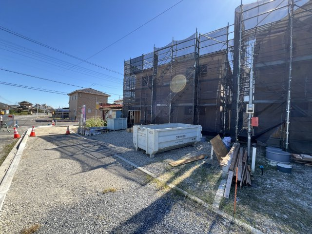 新築　藤岡市岡之郷第３　クレイドルガーデン　6号棟の前面道路含む現地写真|北側接道幅員約12.8ｍ
