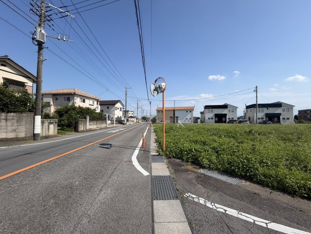 【土地】高崎市正観寺町　約99坪の前面道路含む現地写真
