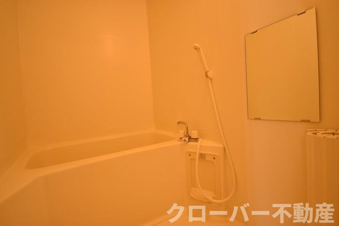グレースタウン川津 Ａの浴室|浴室