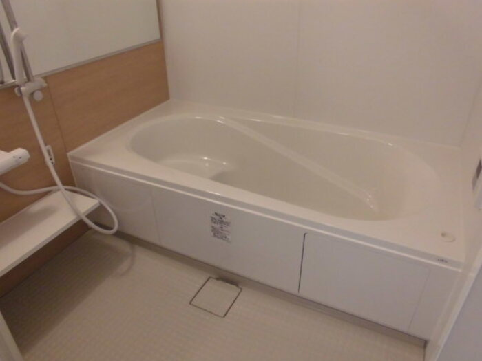 アンプルールの浴室