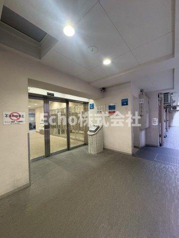 朝日プラザ心斎橋北のエントランス