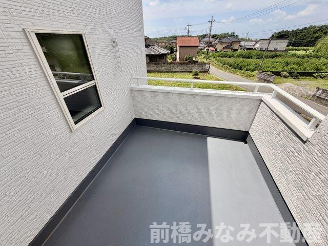 【新築】前橋市樋越町第4　６号棟(全６棟)　リーブルガーデン　新築建売分譲のバルコニー|バルコニーがあります
