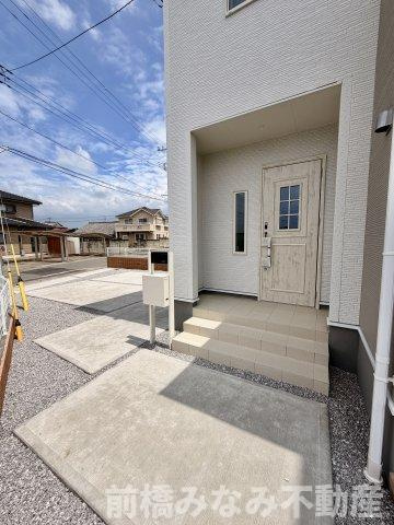 【新築】前橋市樋越町第4　６号棟(全６棟)　リーブルガーデン　新築建売分譲の玄関|毎日通る玄関はこちらです