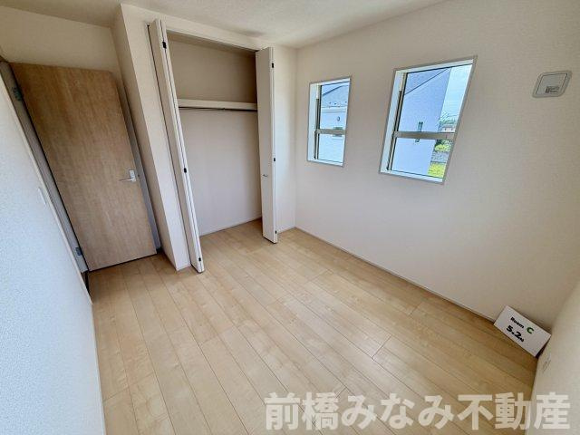 【新築】前橋市樋越町第4　５号棟(全６棟)　リーブルガーデン　新築建売分譲の洋室|個人の部屋や寝室として使える洋室です