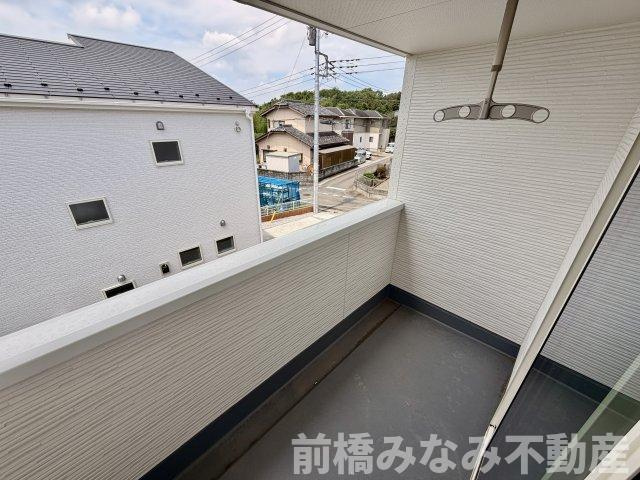 【新築】前橋市樋越町第4　５号棟(全６棟)　リーブルガーデン　新築建売分譲のバルコニー|バルコニーがあります