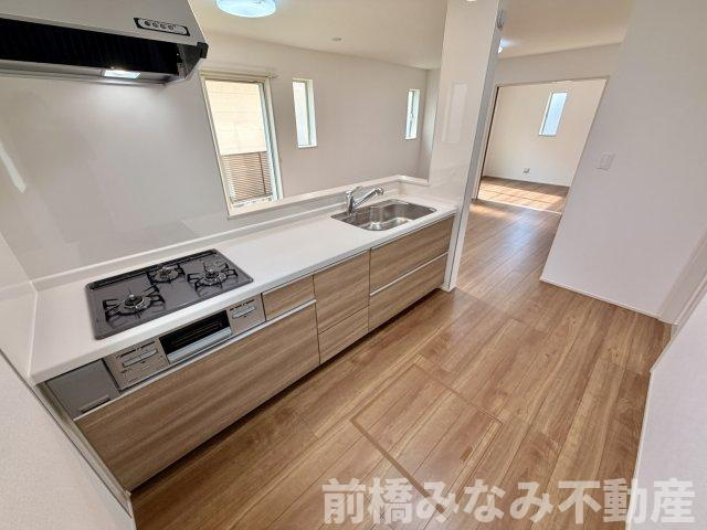 【新築】前橋市北代田町　限定1棟　ハートフルタウン　新築建売のキッチン|お料理しやすいキッチンです