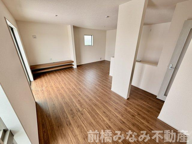 【新築】前橋市富士見町時沢第12　５号棟(全５棟)　リーブルガーデン　新築建売分譲の居間・リビング|リビングです