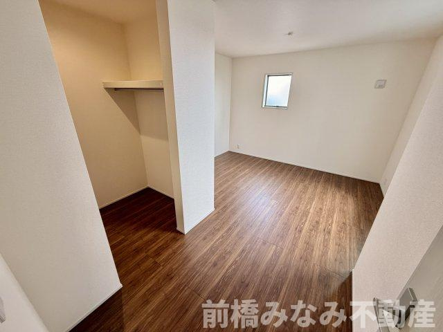【新築】前橋市富士見町時沢第12　５号棟(全５棟)　リーブルガーデン　新築建売分譲の洋室|個人の部屋や寝室として使える洋室です