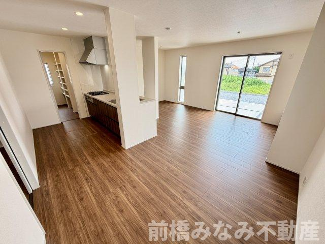 【新築】前橋市富士見町時沢第12　５号棟(全５棟)　リーブルガーデン　新築建売分譲の居間・リビング|ゆったり過ごせる居間です