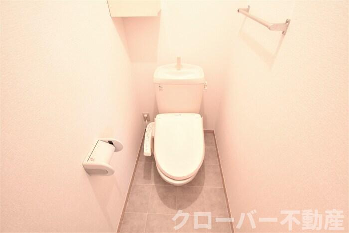 コンフォート ｳｴｽﾄのトイレ|温水洗浄暖房便座
