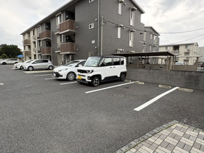 【駐車場】 | グレイスコートB棟