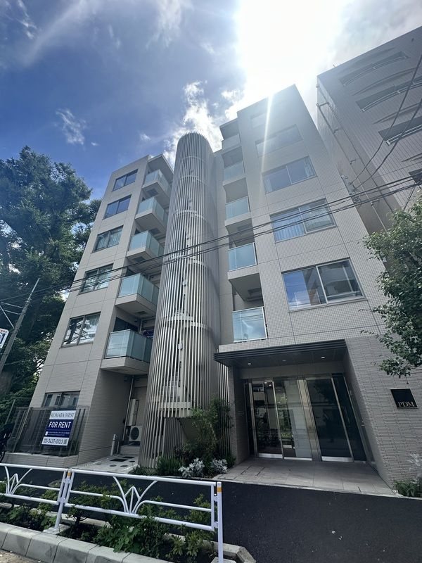 KOMABA WESTの画像