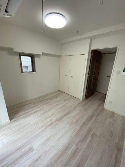 SHOKEN Residence横浜桜木町の居間・リビング