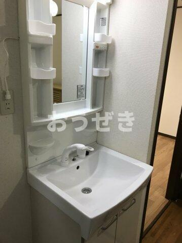 ファミーユ彩霞の洗面所