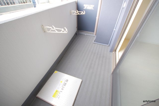 ARISTO扇町　仲介手数料無料のバルコニー