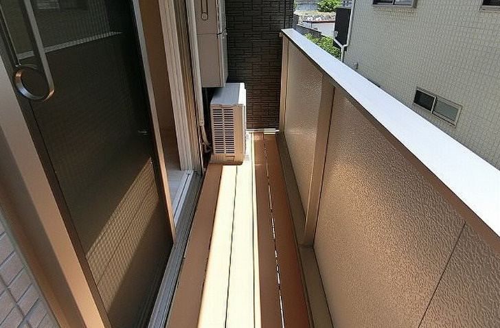 フェーブ千代が丘のバルコニー