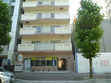 グリーンハイム河原町の外観