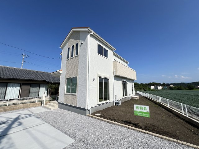 新築　安中市松井田町二軒在家　Livele Garden.S　１号棟の外観|　2026年8月完成予定！類似物件のご内覧等、お気軽にお問合せください♪　							
　							
