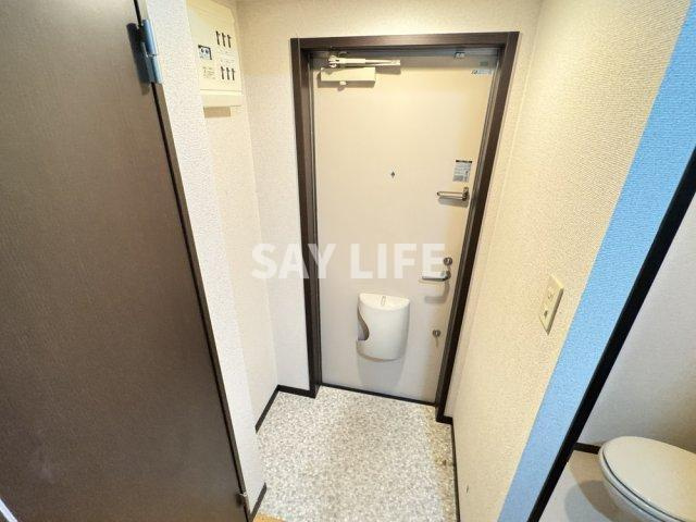 フジパレスパルトネールさとのⅡ番館の玄関