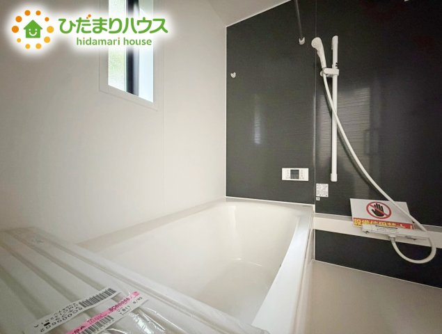 いわき市小名浜第10　新築戸建　4号棟の浴室|清潔感のある浴室は自分一人のリラックス空間を演出してくれます。もちろんお子様と一緒でも十分な広さがあり快適です(^^♪