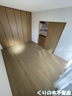【寝室】 | サンヴィオレ | 同タイプのお部屋です（現況を優先します）