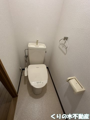 【トイレ】 | サンヴィオレ | 清潔感のあるトイレです