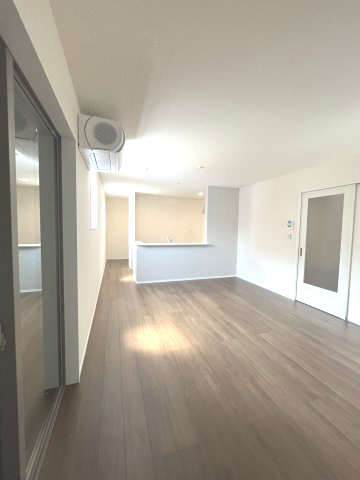 福岡市西区横浜２丁目の新築一戸建の居間・リビング