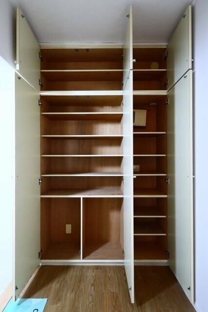 東光苑マンションの収納
