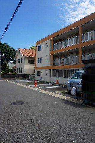 南風ＷＥＳＴの駐車場
