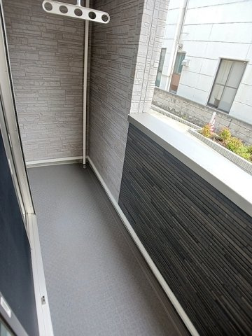 ソレアード西尾久のバルコニー