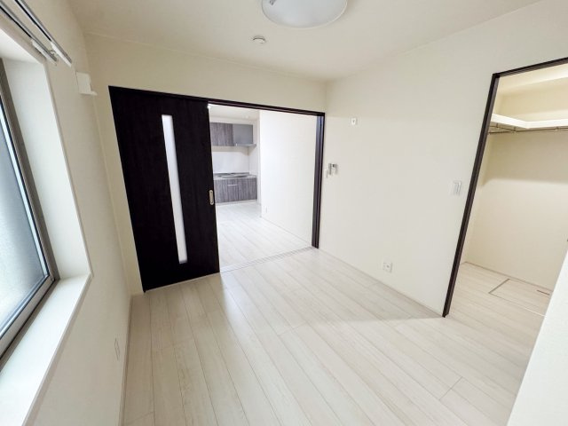 フジパレス出来島WESTⅡ番館の寝室