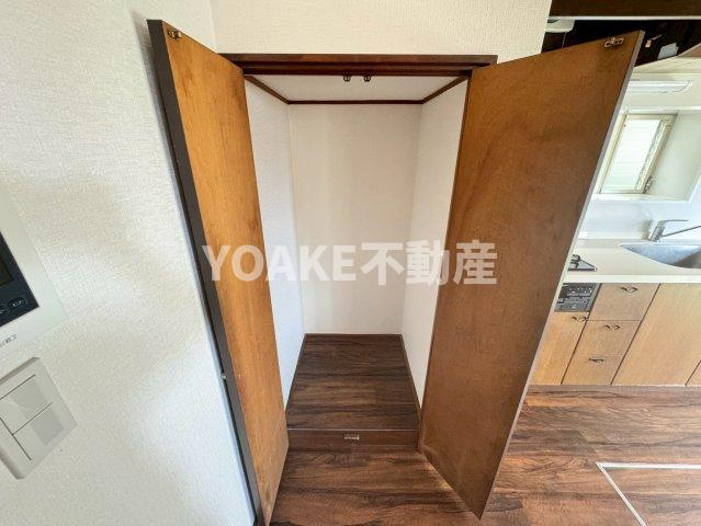広野台貸家の収納