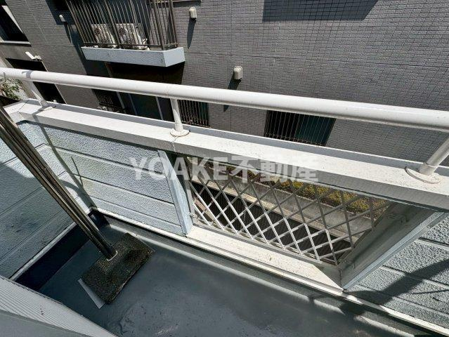 広野台貸家のバルコニー