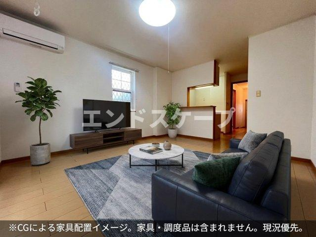 ローズガーデンイーストの居間・リビング|高崎、前橋のお部屋探しはエンドスケープまで！お客様の理想お聞かせ下さい♪