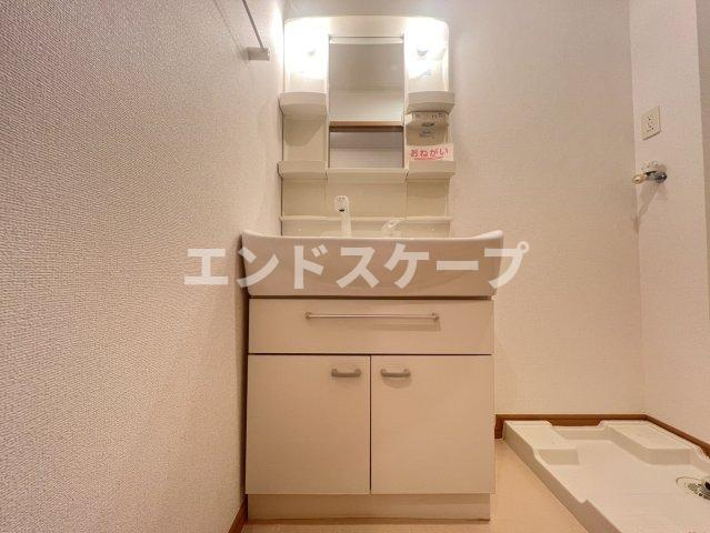 ローズガーデンイーストの独立洗面台|高崎、前橋のお部屋探しはエンドスケープまで！お客様の理想お聞かせ下さい♪