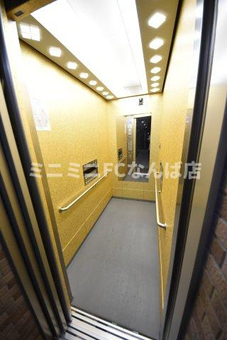 リーガル四ツ橋立売堀Ⅱのバルコニー
