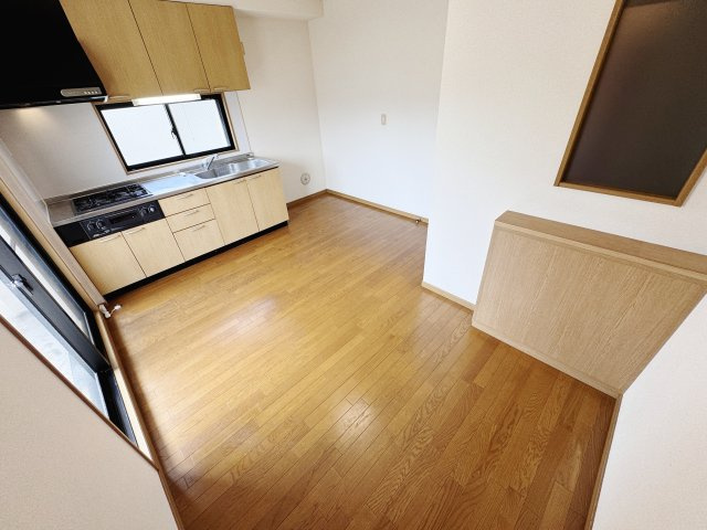 ドミール稲荷町の居間・リビング